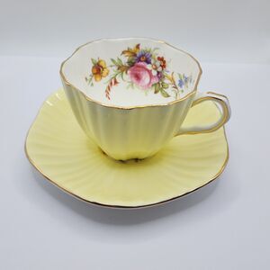 VTG Foley Bone China Teacup Saucer Yellow Fluted Floral Pink Rose England UK